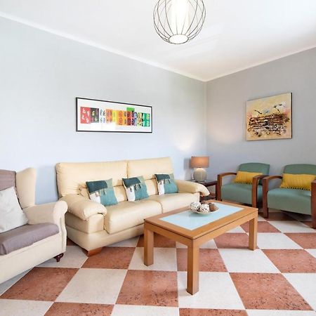Grand Beachside Apartment - Cadiz Bagian luar foto