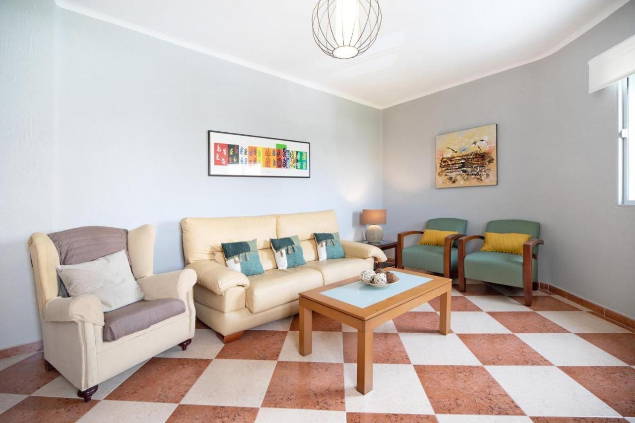 Grand Beachside Apartment - Cadiz Bagian luar foto