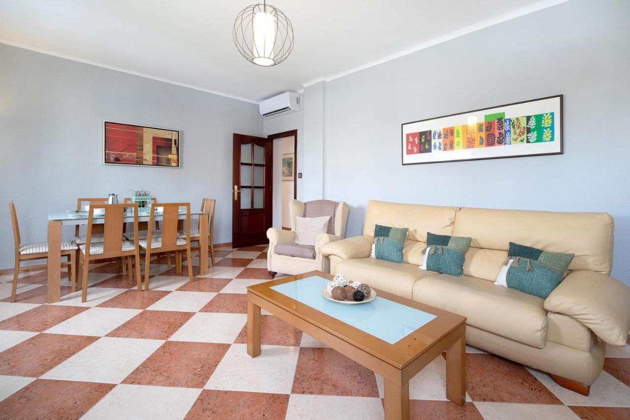 Grand Beachside Apartment - Cadiz Bagian luar foto