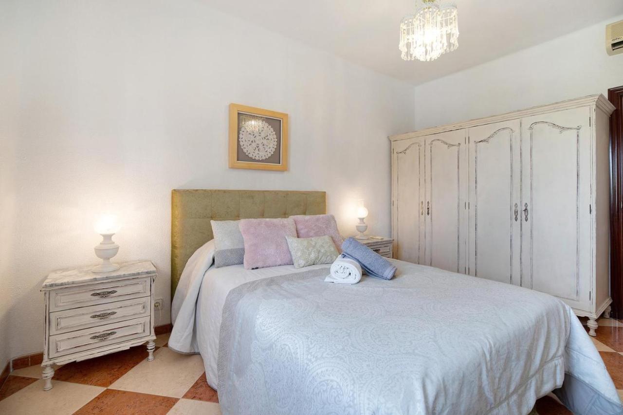 Grand Beachside Apartment - Cadiz Bagian luar foto