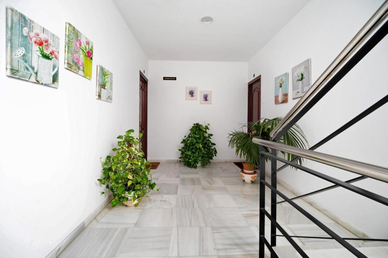 Grand Beachside Apartment - Cadiz Bagian luar foto
