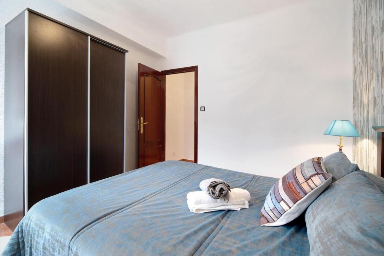 Grand Beachside Apartment - Cadiz Bagian luar foto