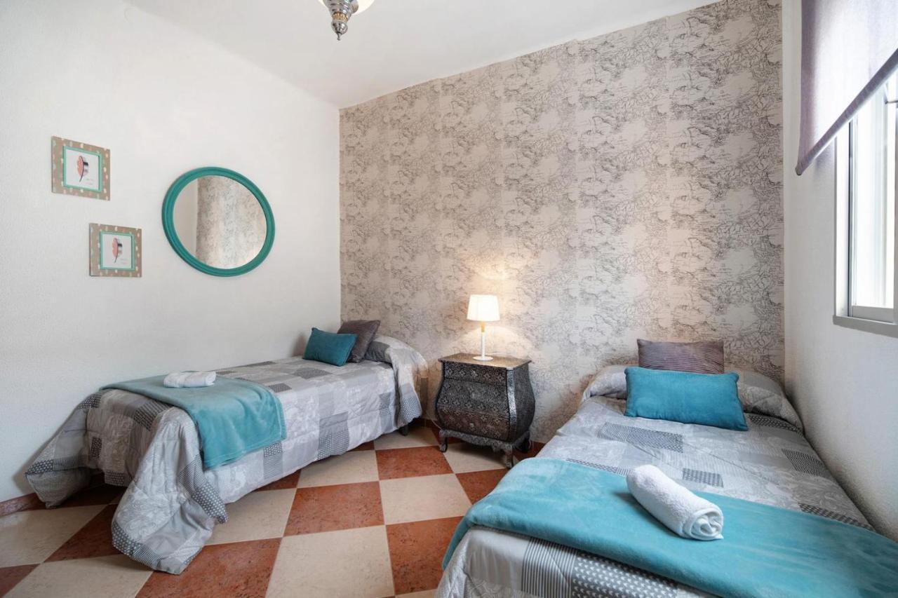 Grand Beachside Apartment - Cadiz Bagian luar foto