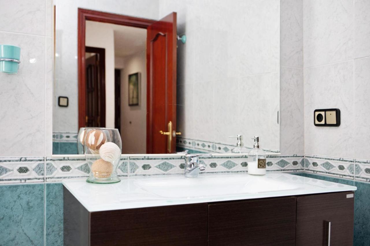 Grand Beachside Apartment - Cadiz Bagian luar foto